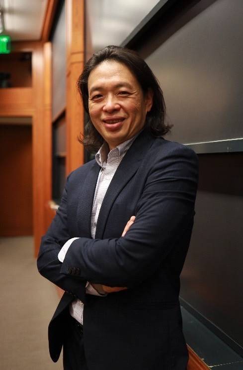 Dr. William Lin 林益全